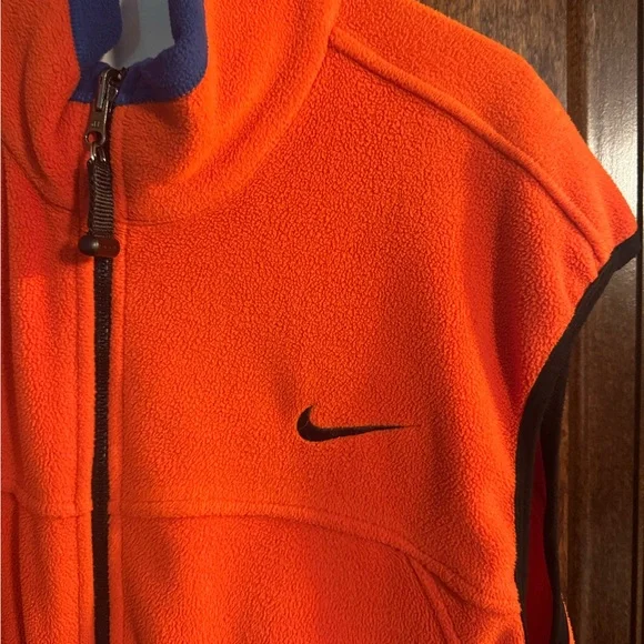 Nike ACG Vibrant Orange Fleece Jacket - Picture 2 of 4